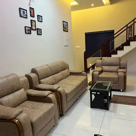 Chaithanya Residency Kunnamangalam Exterior photo