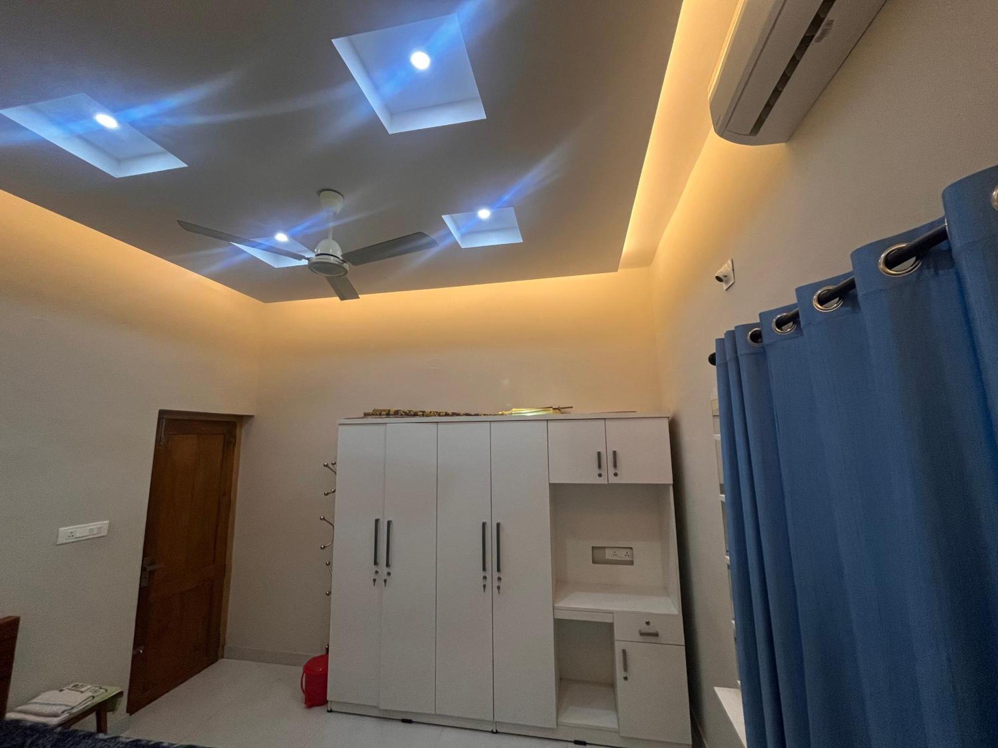 Chaithanya Residency * Kunnamangalam